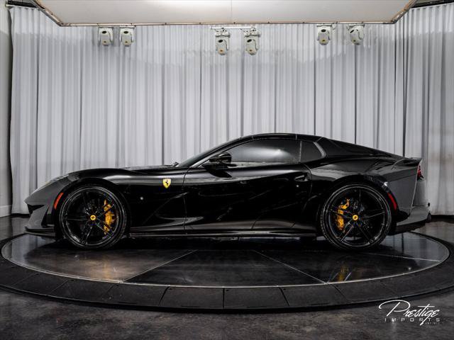 Used 2022 Ferrari 812 GTS RWD image 12