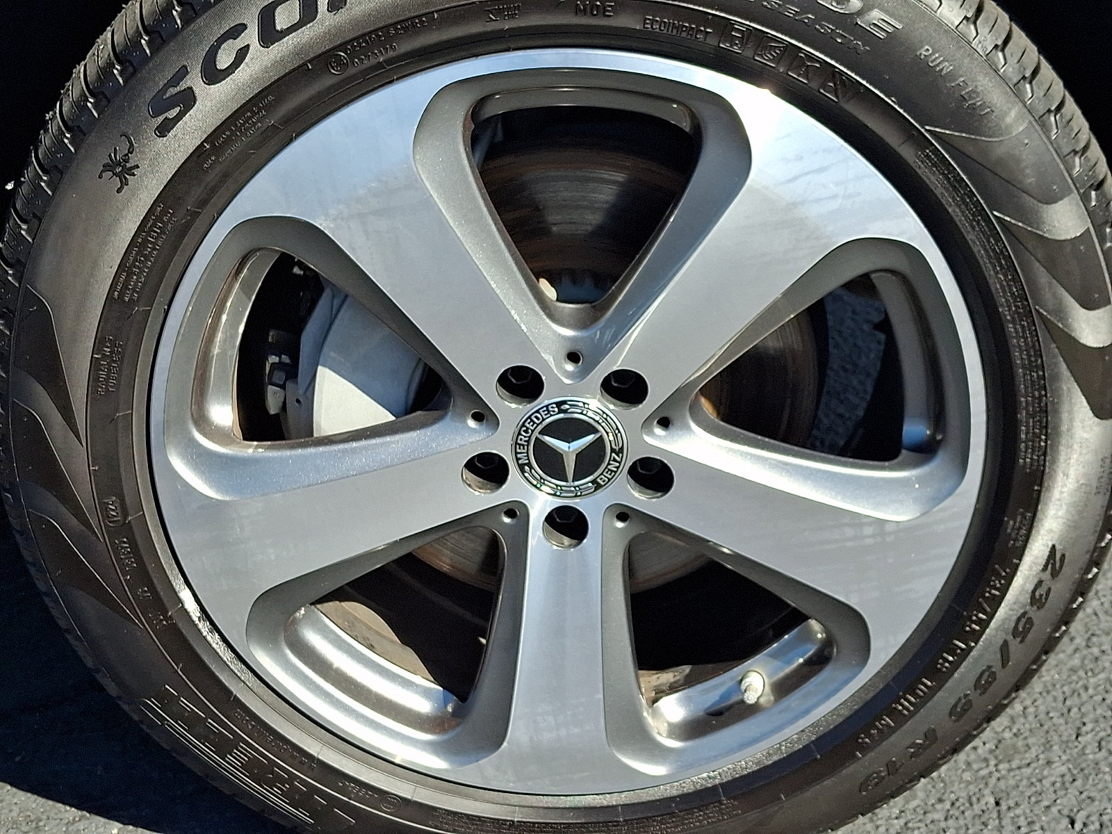 Used 2022 Mercedes-Benz GLC 300 4MATIC image 8