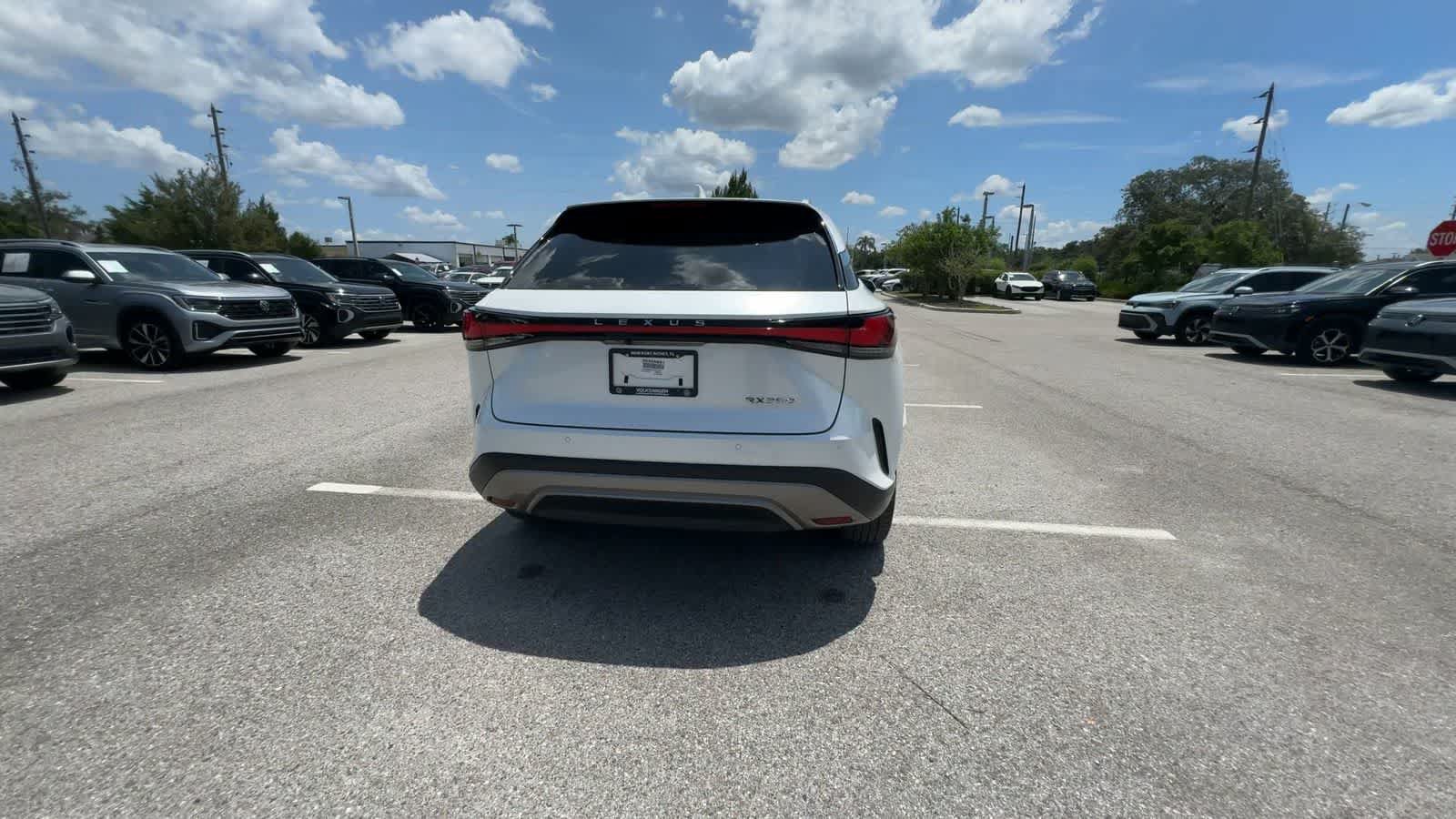 Used 2023 Lexus RX 350 FWD w/ Cold Area Package image 7