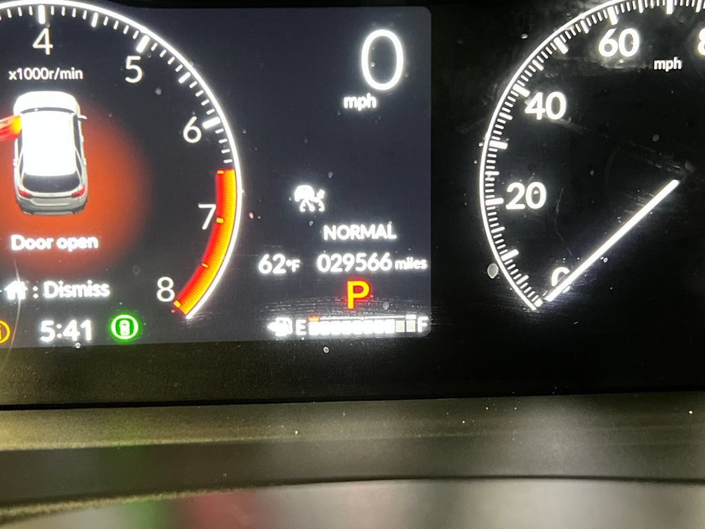 Used 2025 Honda Pilot TrailSport image 21