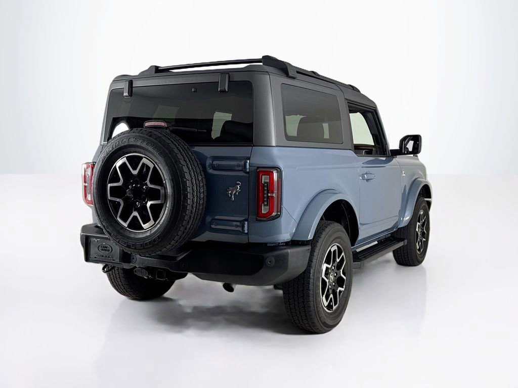 Used 2023 Ford Bronco Outer Banks image 5
