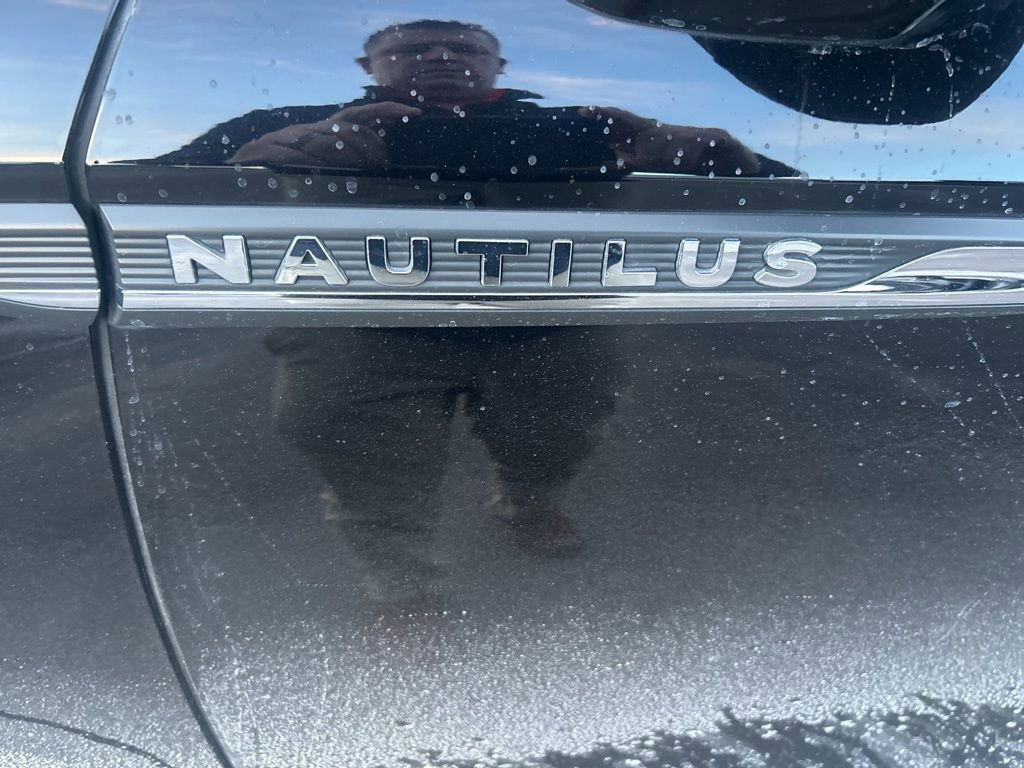 Used 2019 Lincoln Nautilus Reserve w/ Ultimate Package image 26