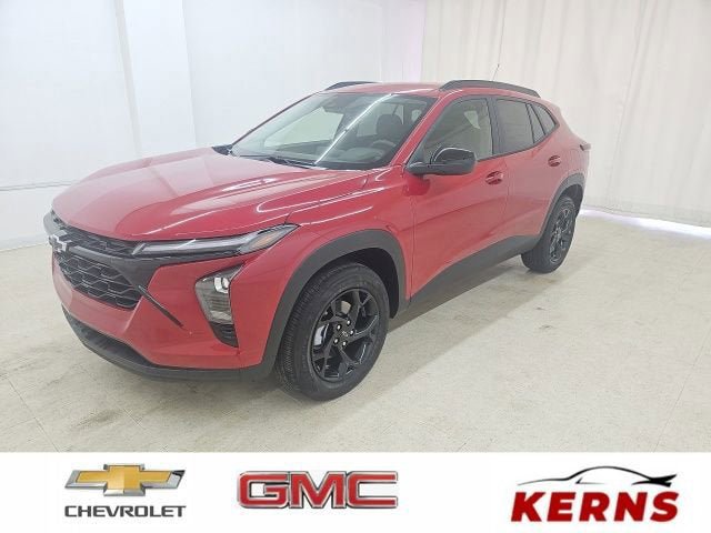 New 2026 Chevrolet Trax LT w/ Driver Confidence Package FWD image 1