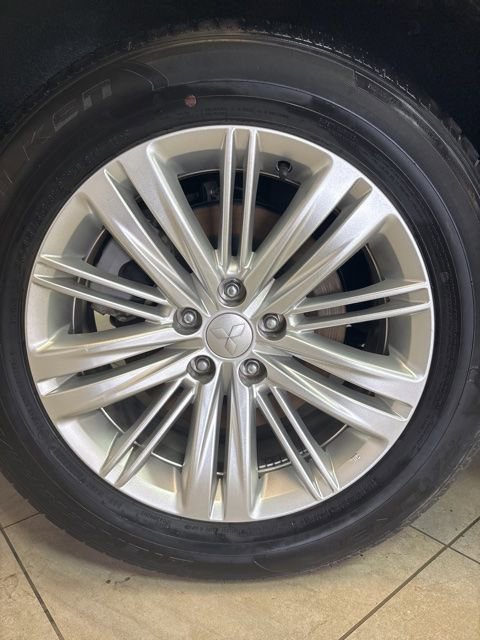 Used 2024 Mitsubishi Outlander ES FWD image 6