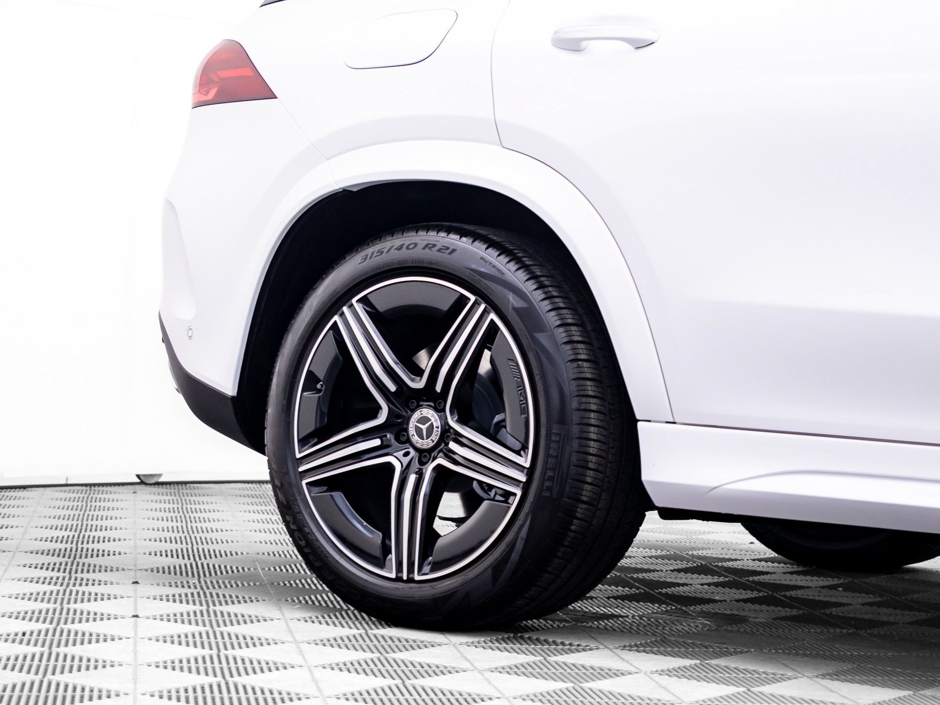 New 2026 Mercedes-Benz GLE 350 4MATIC image 36