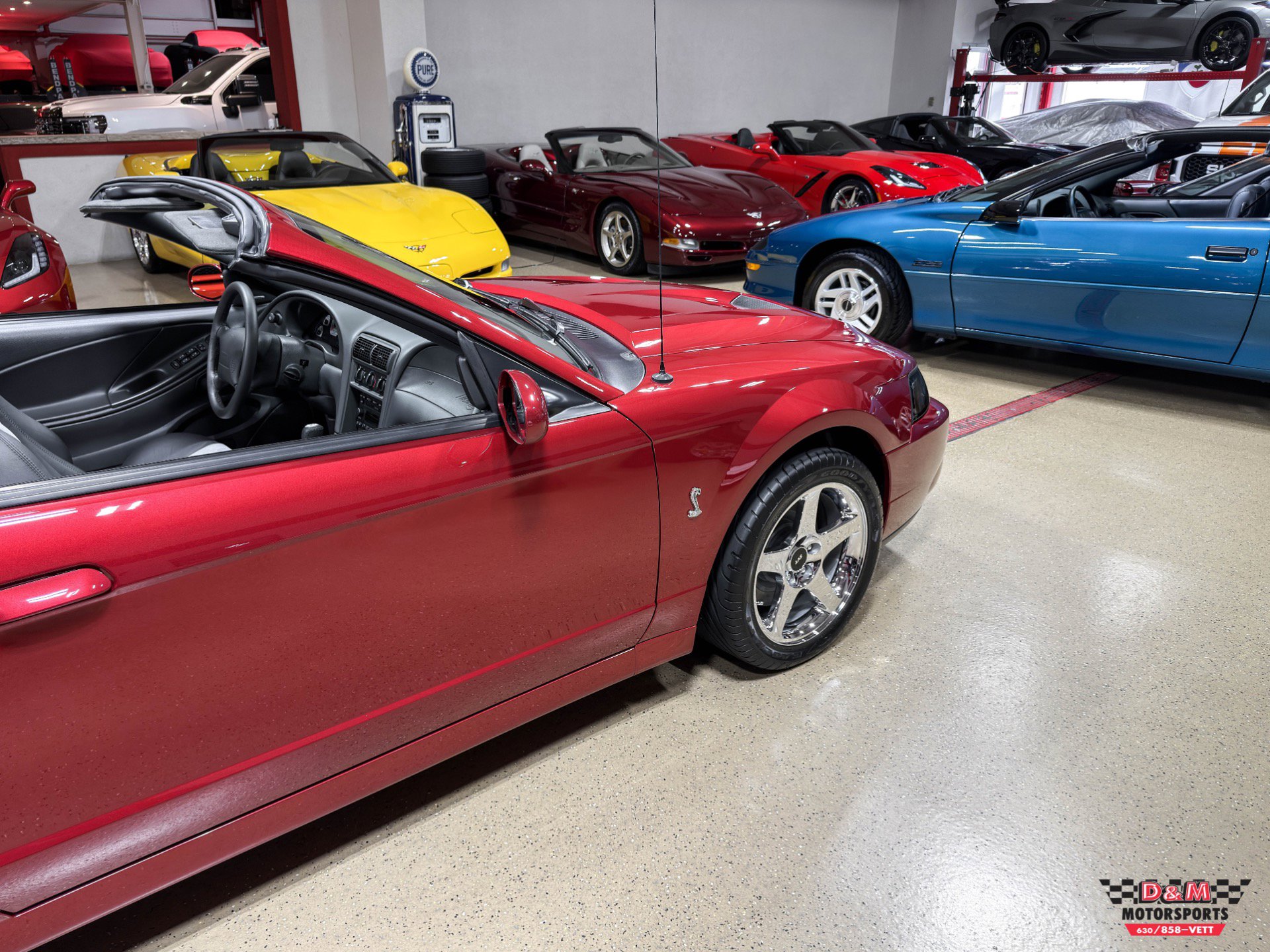 Used 2003 Ford Mustang Convertible image 52