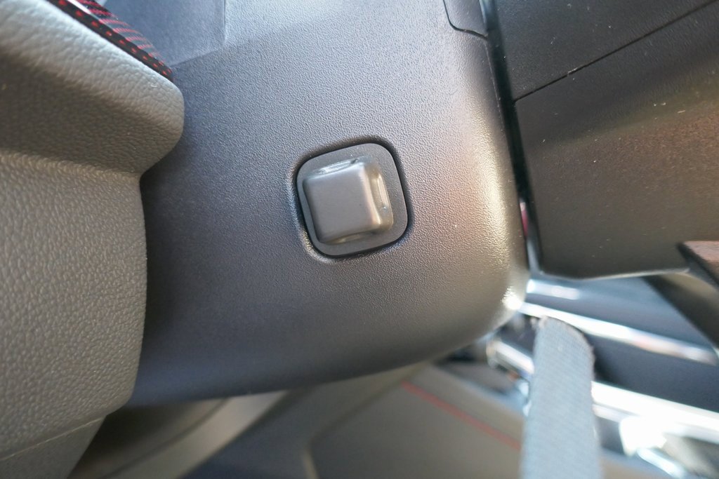 Certified 2025 Chevrolet Traverse RS image 28