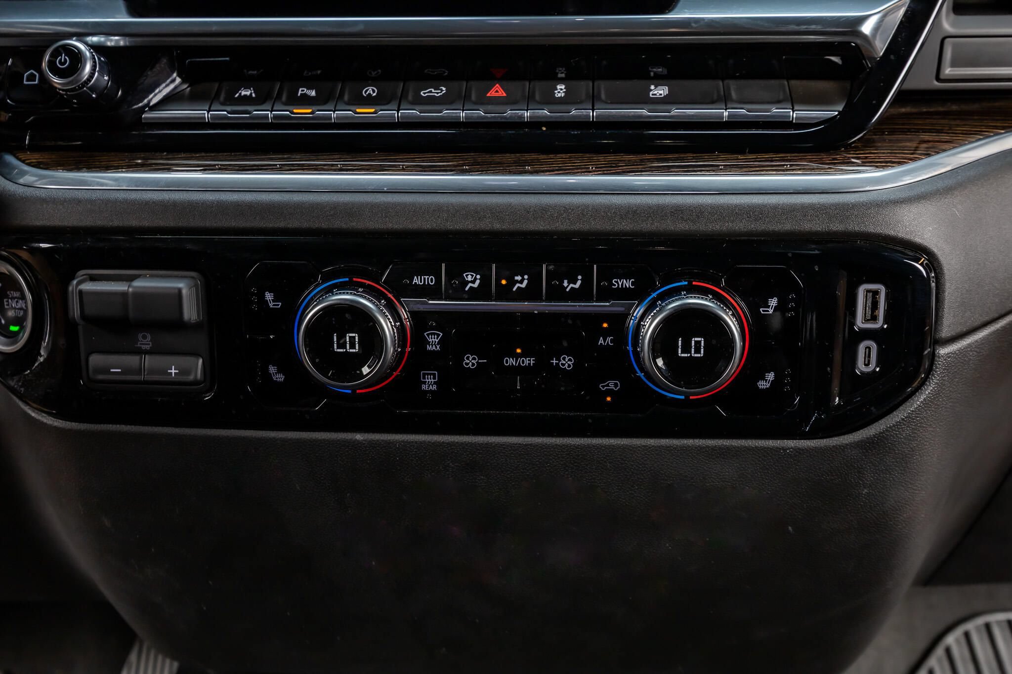 Used 2024 GMC Sierra 1500 SLE RWD image 23