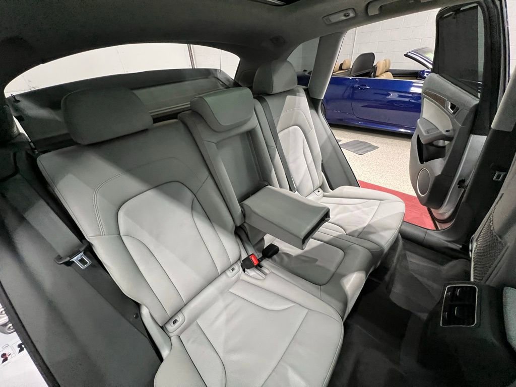 Used 2013 Audi Q5 3.0T Prestige image 34