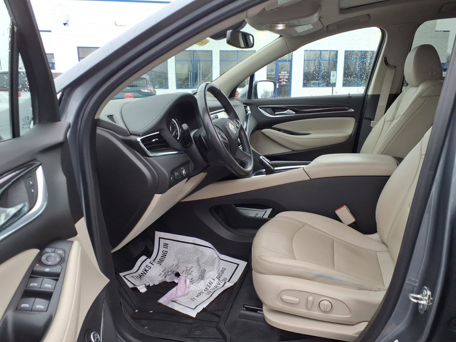 Used 2021 Buick Enclave Essence w/ Sound and Sites Package image 10