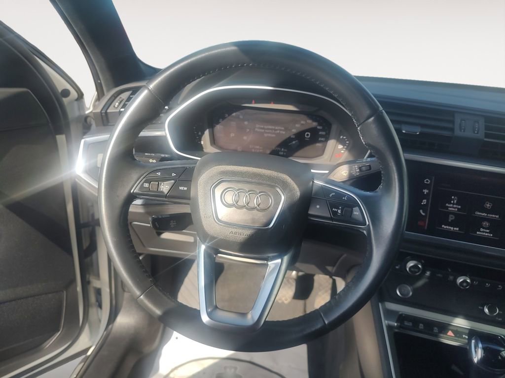 Used 2019 Audi Q3 2.0T Premium Plus w/ Premium Plus Package image 12