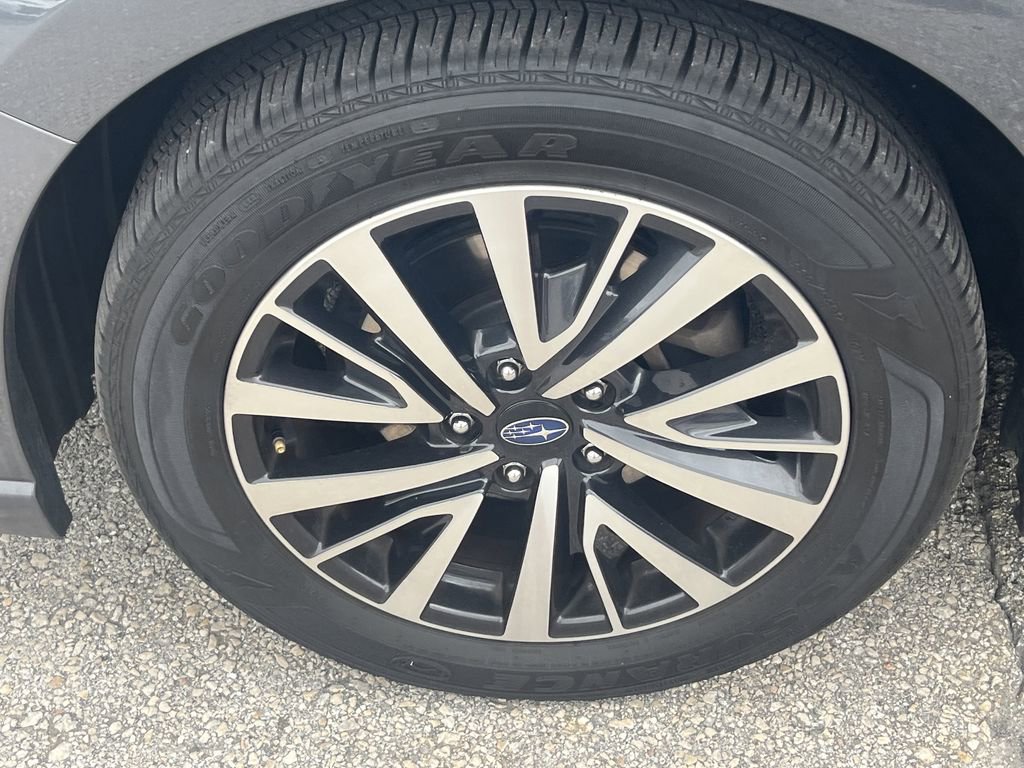 Used 2018 Subaru Legacy 2.5i Premium w/ Eyesight & BSD & Rcta & HBA image 6