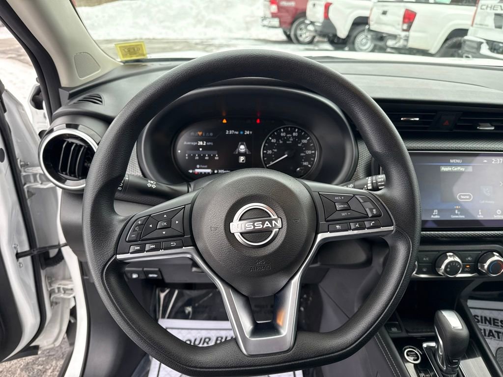 Certified 2024 Nissan Kicks SV image 22