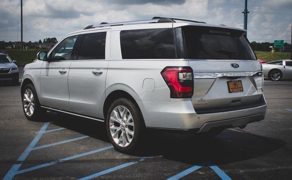 Used 2018 Ford Expedition Max Limited w/ Equipment Group 302A AWD/4WD image 26