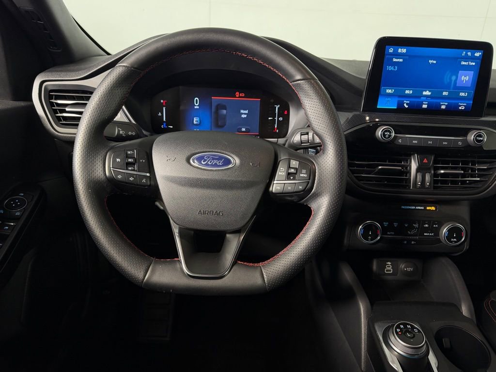 Used 2025 Ford Escape ST-Line AWD/4WD image 12