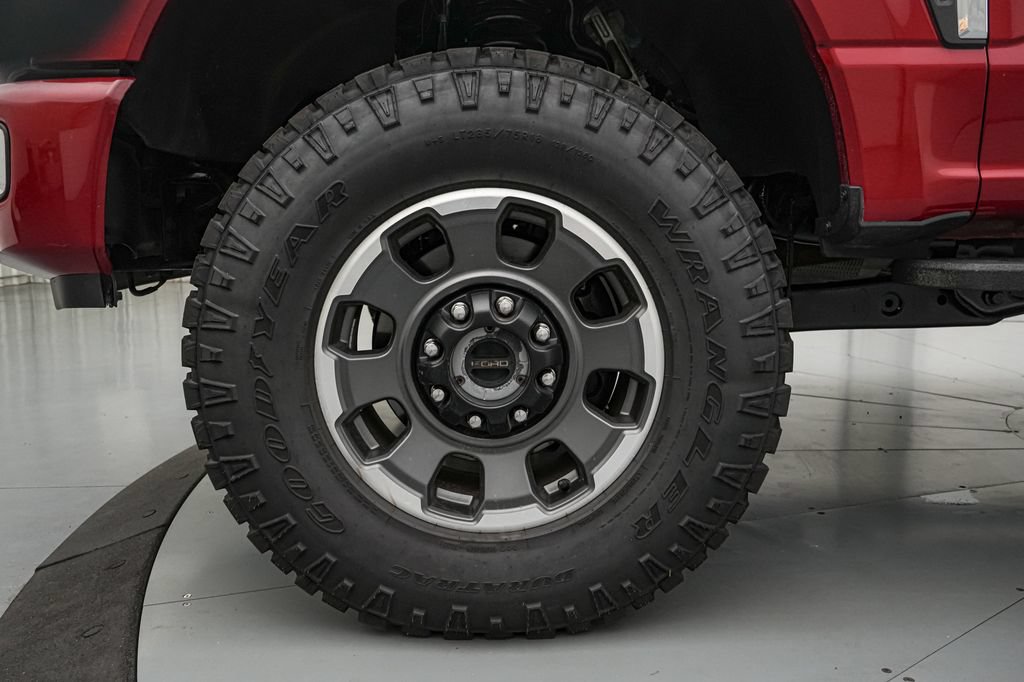Certified 2023 Ford F250 Platinum w/ Tremor Off-Road Package AWD/4WD image 12