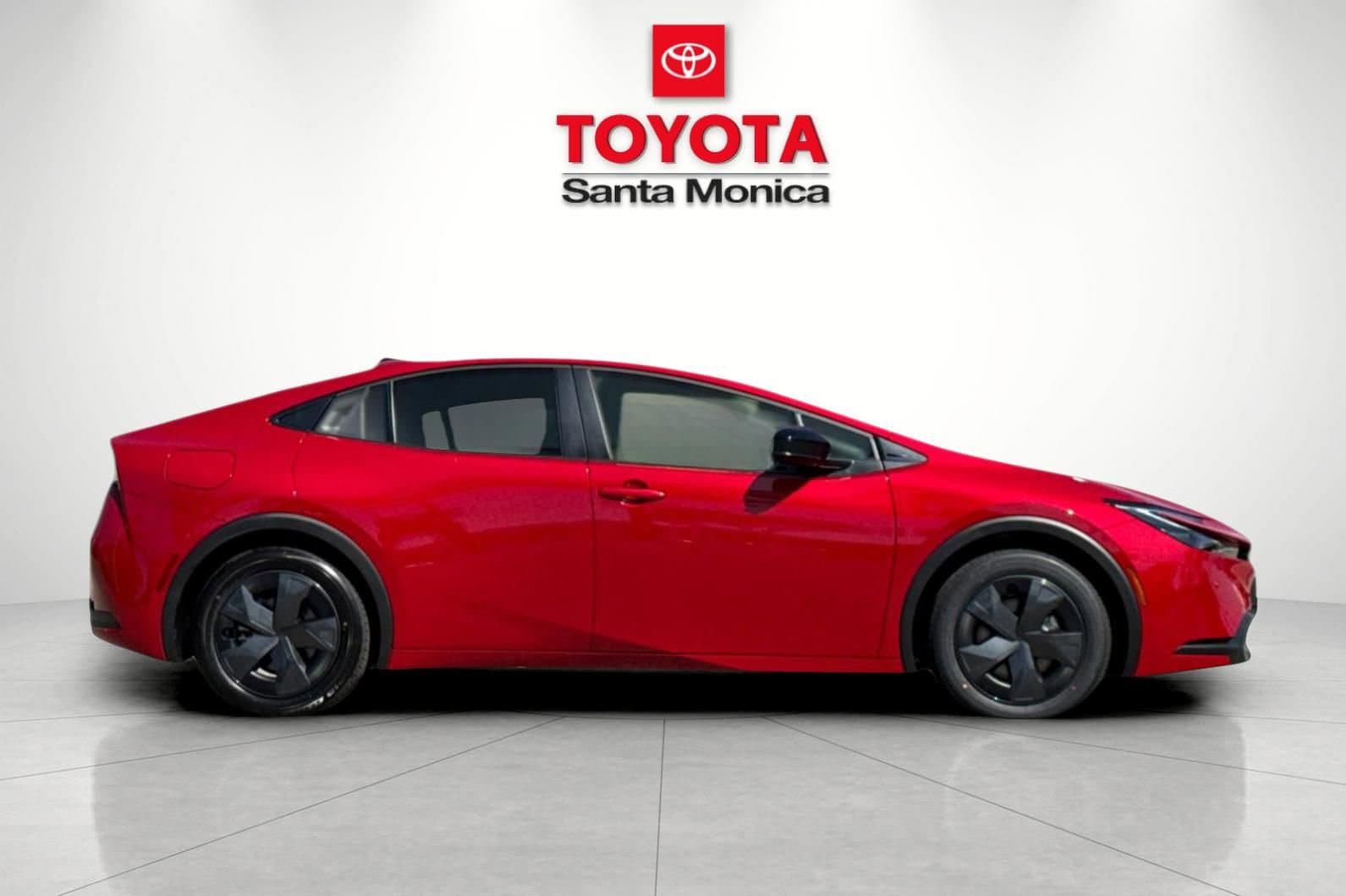 New 2026 Toyota Prius Plug-In Hybrid FWD image 2