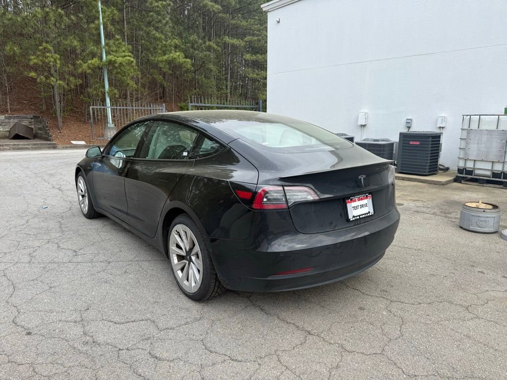 Used 2021 Tesla Model 3 Standard Range Plus image 5