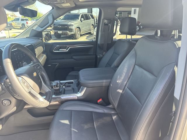 Used 2023 Chevrolet Silverado 1500 LTZ w/ LTZ Premium Package AWD/4WD image 19