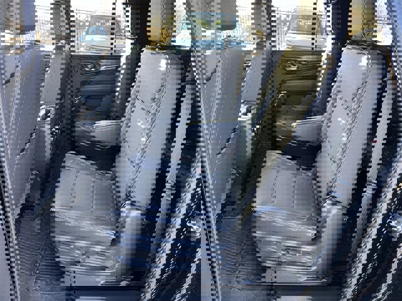 Used 2023 GMC Yukon Denali w/ LPO, Floor Liner Package image 12