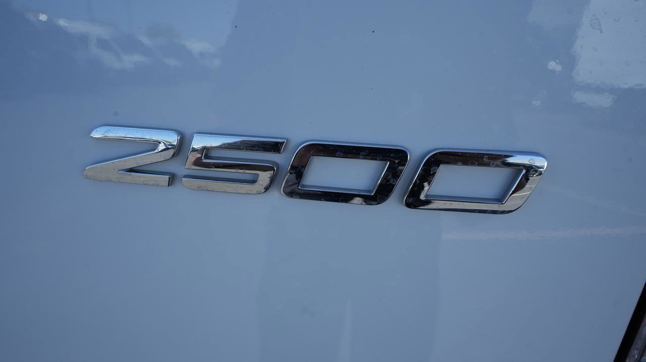 Used 2024 Mercedes-Benz Sprinter 2500 image 13