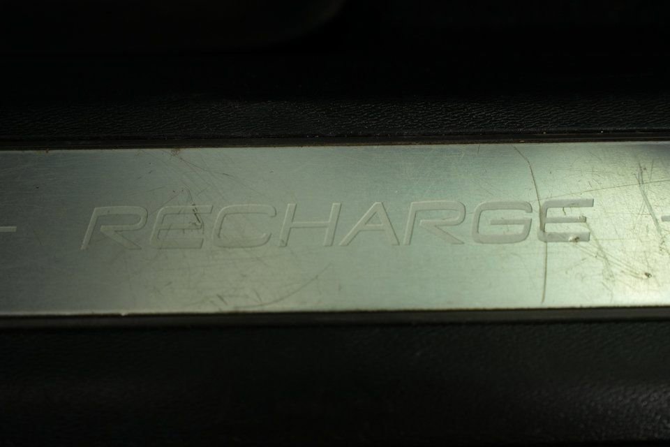 Used 2022 Volvo XC90 T8 R-Design w/ Advanced Package image 19