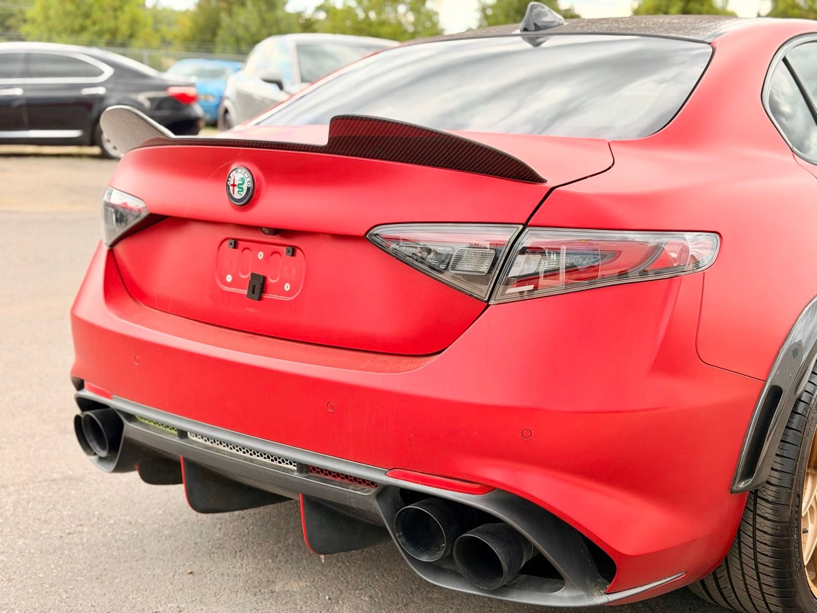 Used 2017 Alfa Romeo Giulia Quadrifoglio RWD image 9