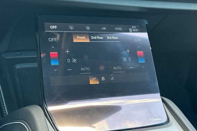 New 2026 Cadillac Vistiq Sport w/ LPO, Floor Liner Package image 18