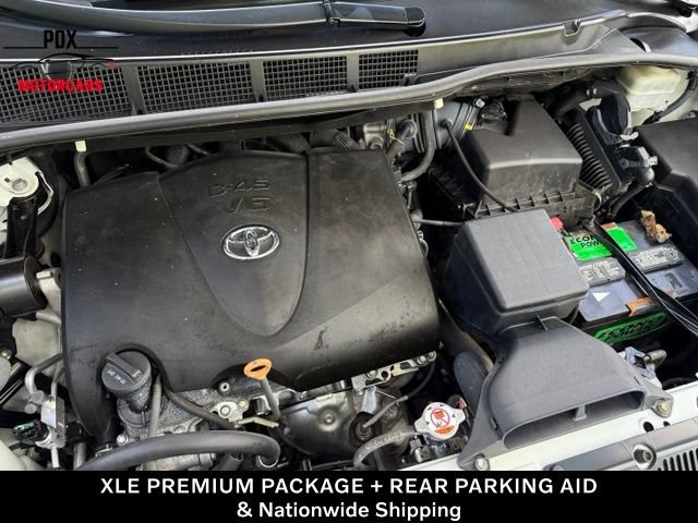 Used 2017 Toyota Sienna XLE Premium FWD image 32