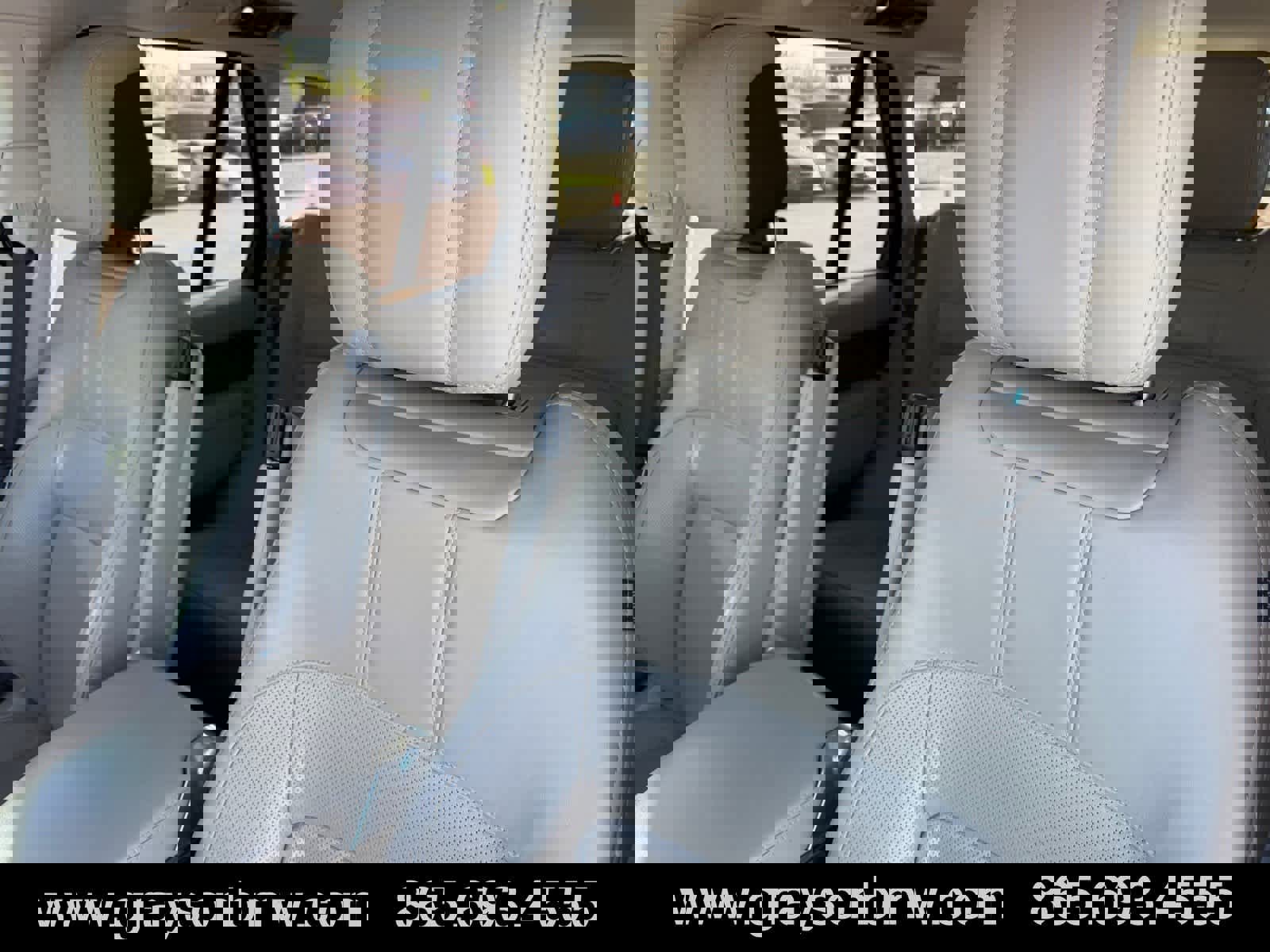 Used 2019 Land Rover Range Rover HSE image 12