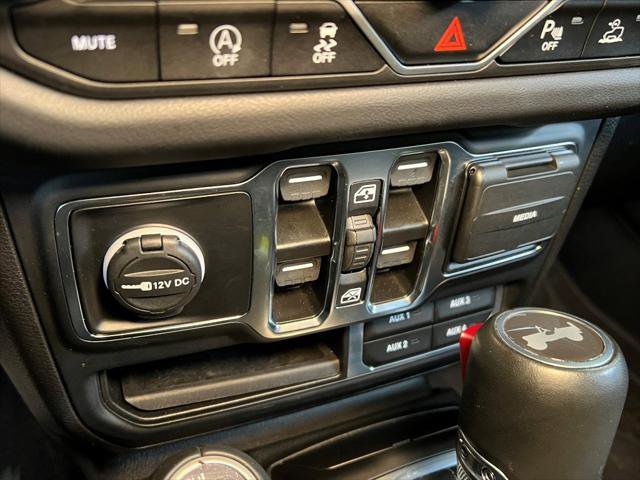 Certified 2024 Jeep Wrangler Sahara w/ Technology Group image 48