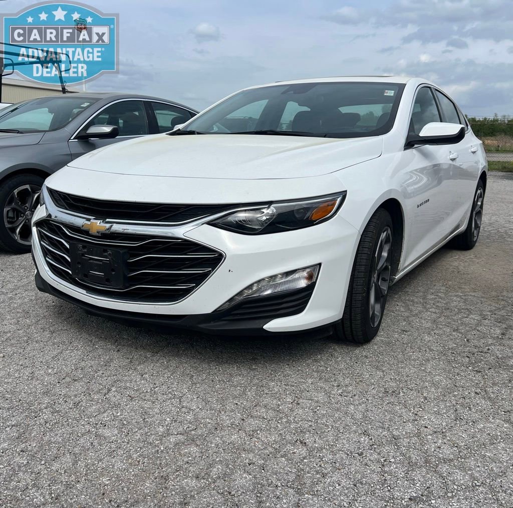 Used 2024 Chevrolet Malibu LT image 3