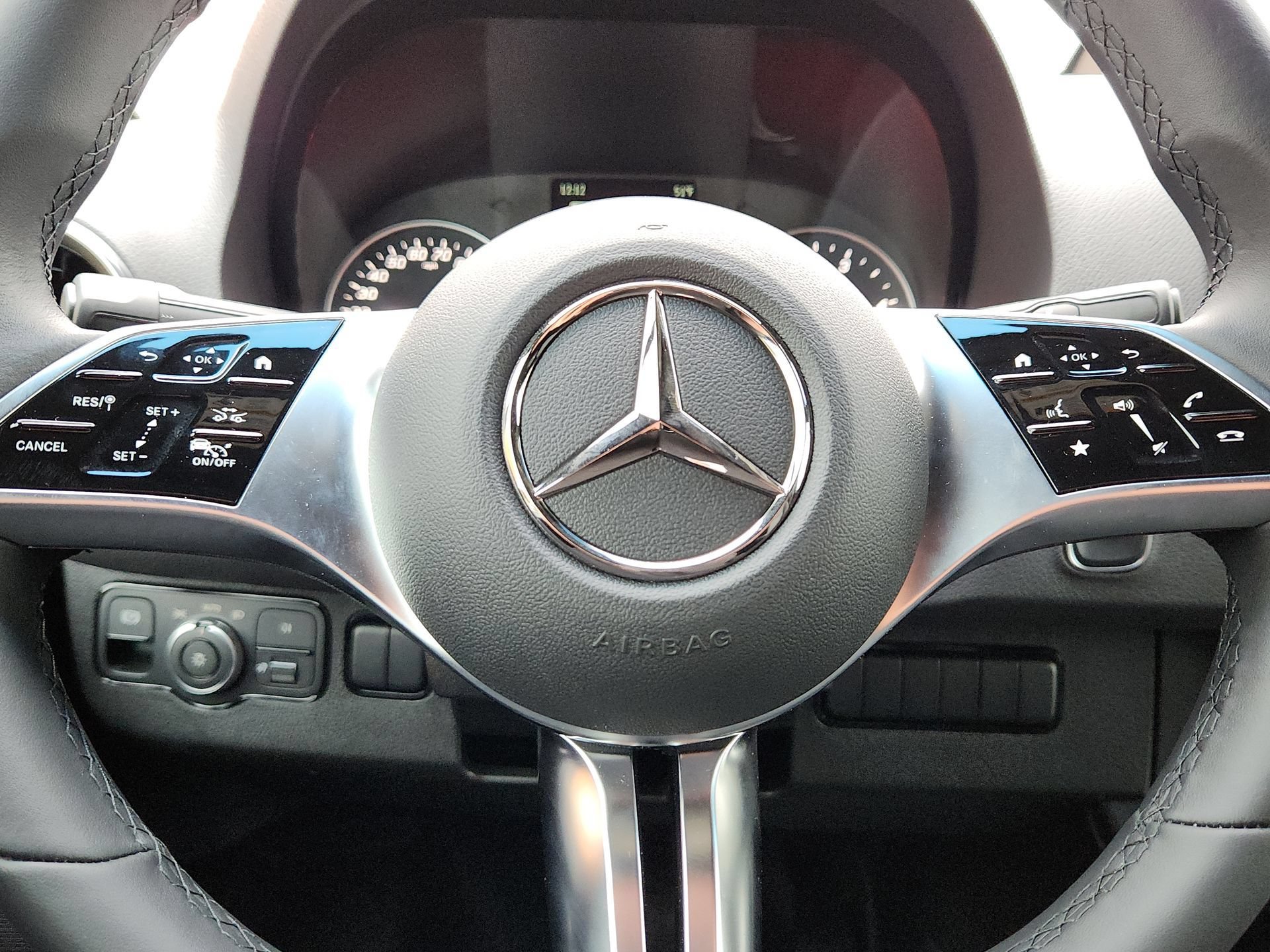New 2025 Mercedes-Benz Sprinter 2500 image 21