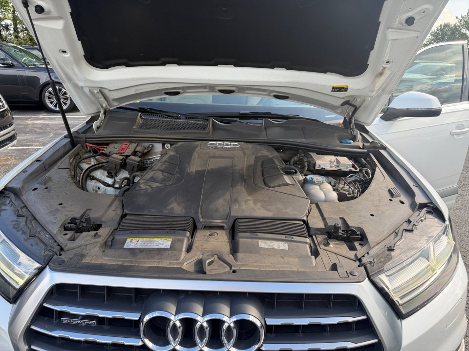 Used 2017 Audi Q7 3.0T Prestige AWD/4WD image 15
