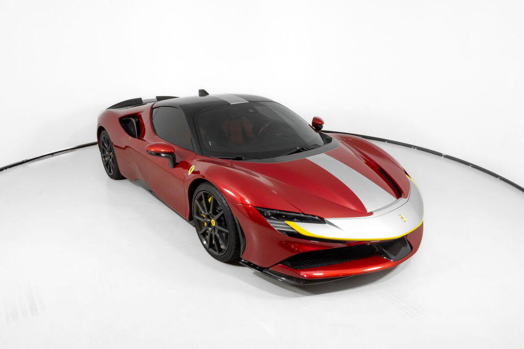 Used 2021 Ferrari SF90 Stradale image 12