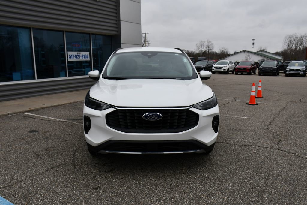 New 2024 Ford Escape SE FWD image 10