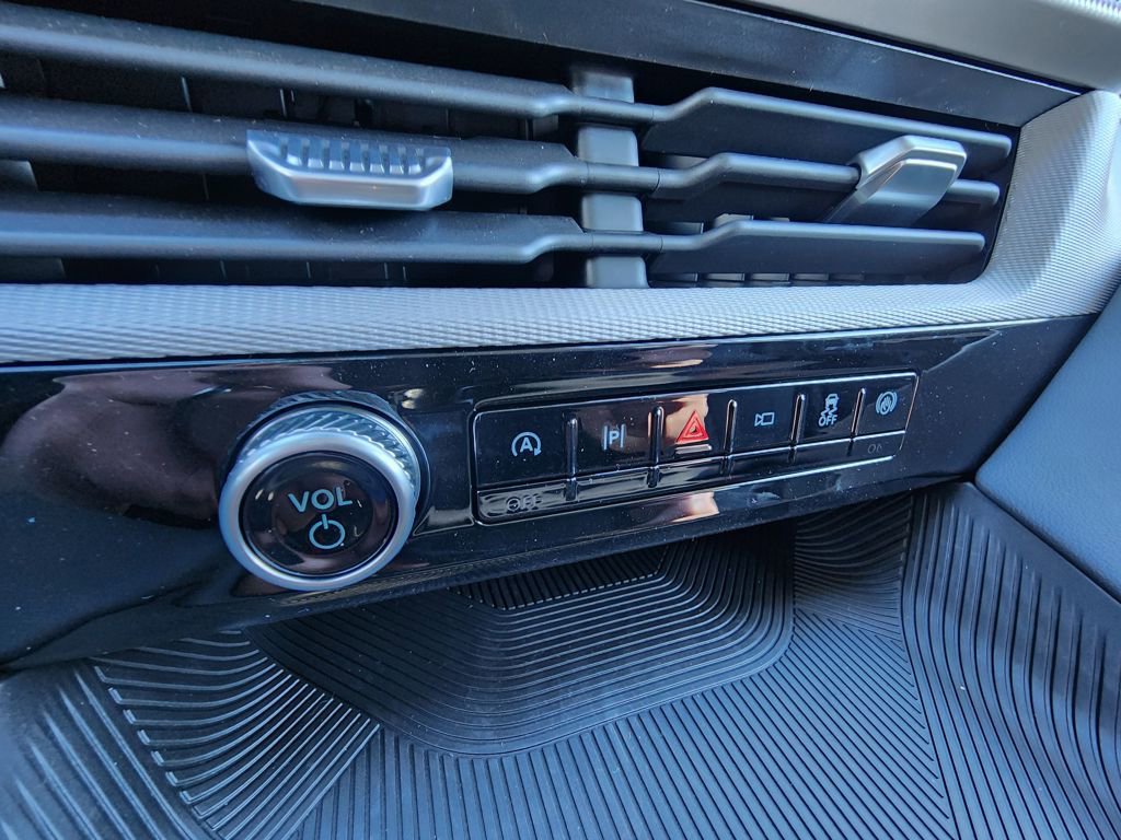 New 2026 Ford Explorer Active image 16