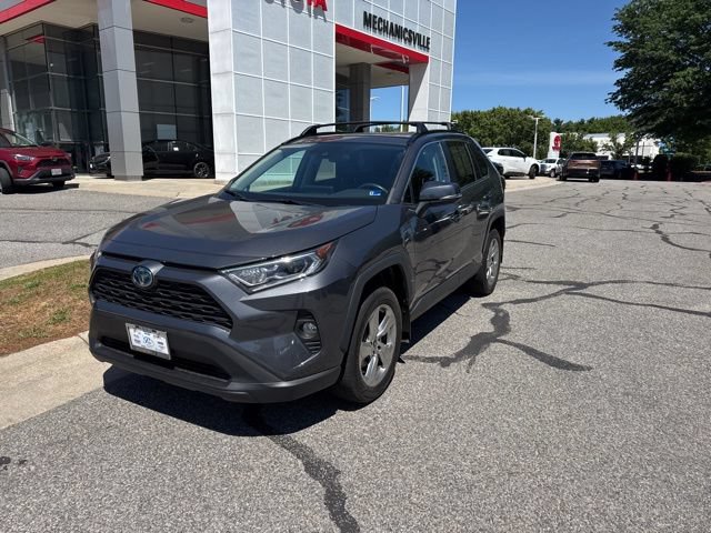 Used 2021 Toyota RAV4 XLE Premium AWD/4WD image 2