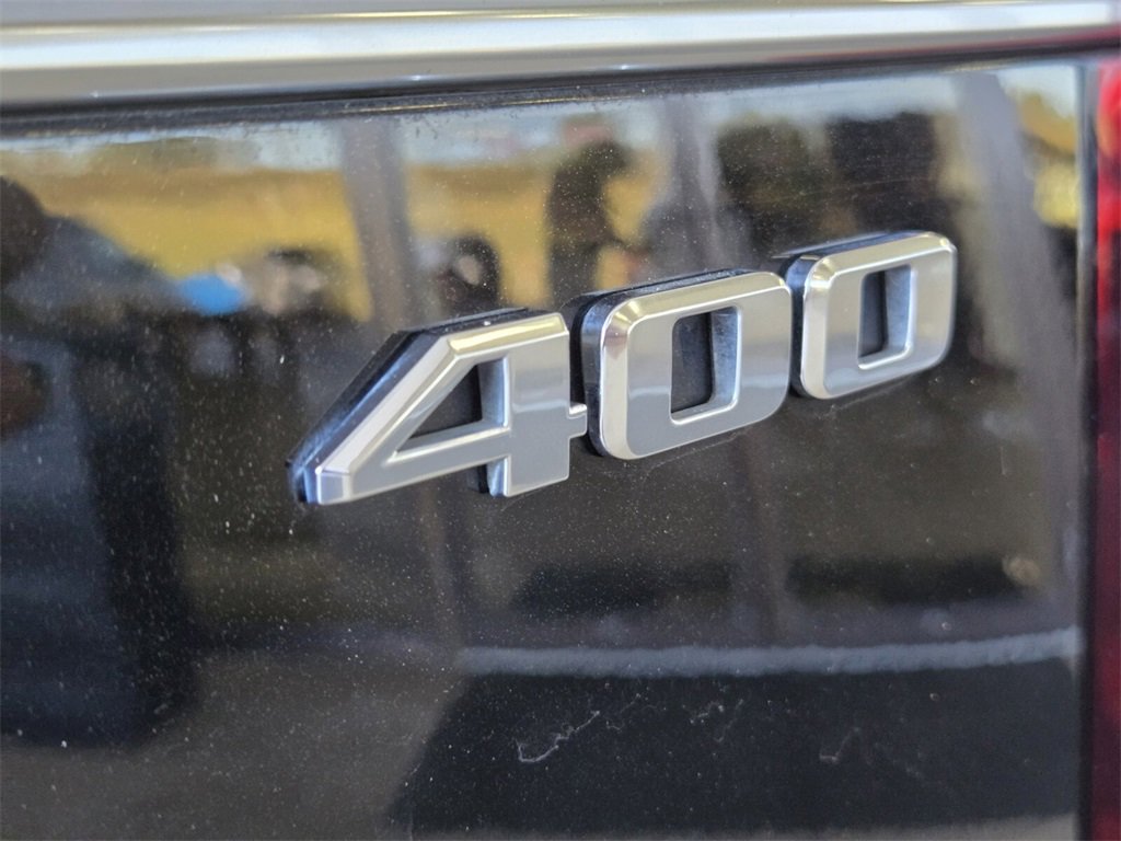 Used 2025 Cadillac XT6 Premium Luxury image 6