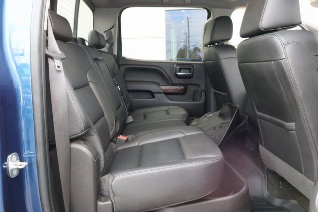 Used 2017 GMC Sierra 1500 SLT w/ SLT Premium Package image 19