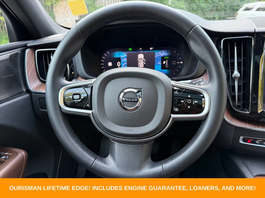 Used 2023 Volvo XC60 T8 Ultimate AWD/4WD image 20
