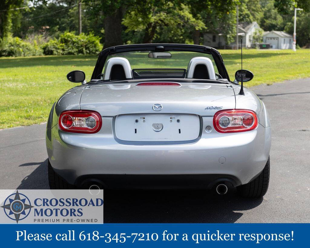 Used 2012 MAZDA MX-5 Miata Sport RWD image 5