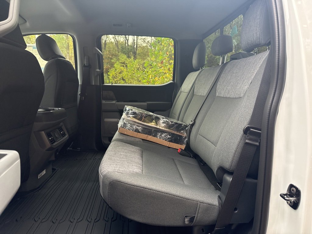 New 2026 Ford F250 XLT image 38