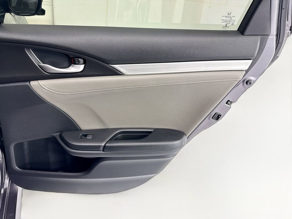 Used 2018 Honda Civic EX-L image 25
