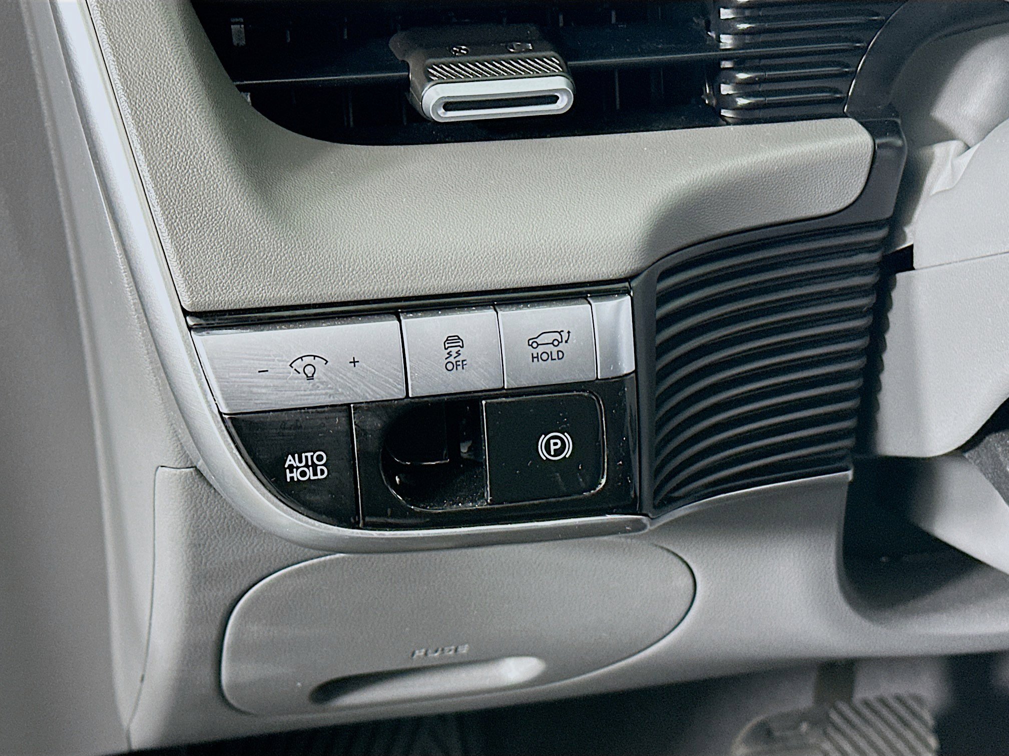 Used 2024 Hyundai Ioniq 5 SEL image 17