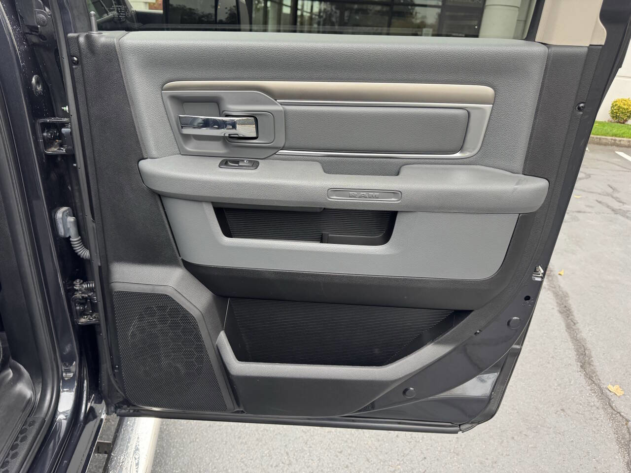 Used 2017 RAM 2500 Big Horn image 16