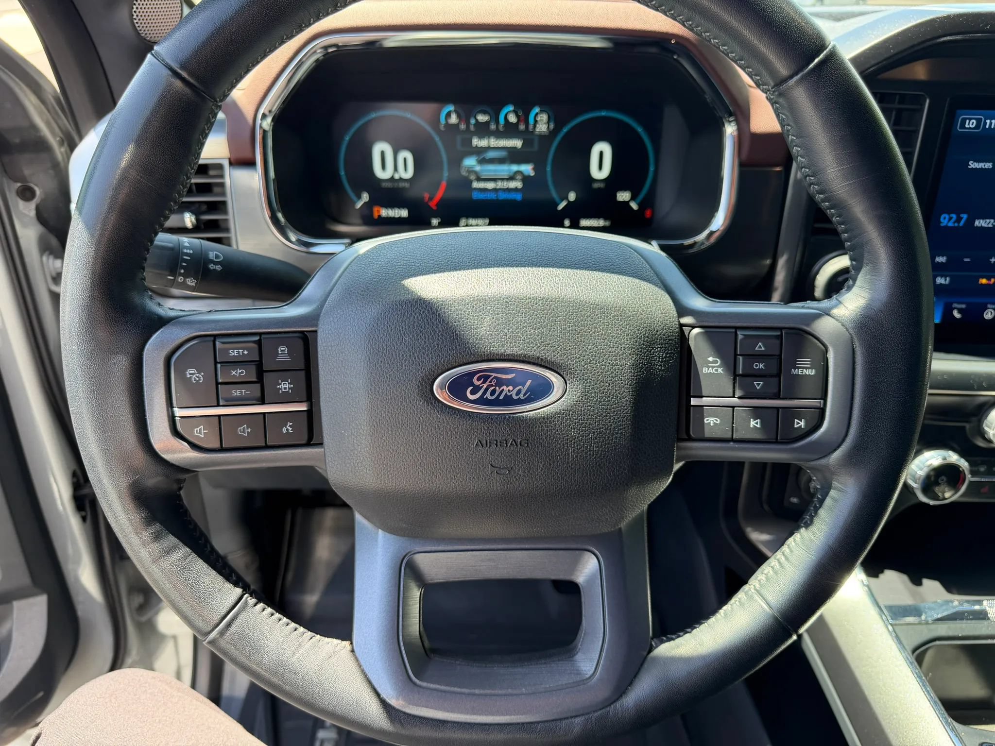 Used 2023 Ford F150 Lariat AWD/4WD image 15