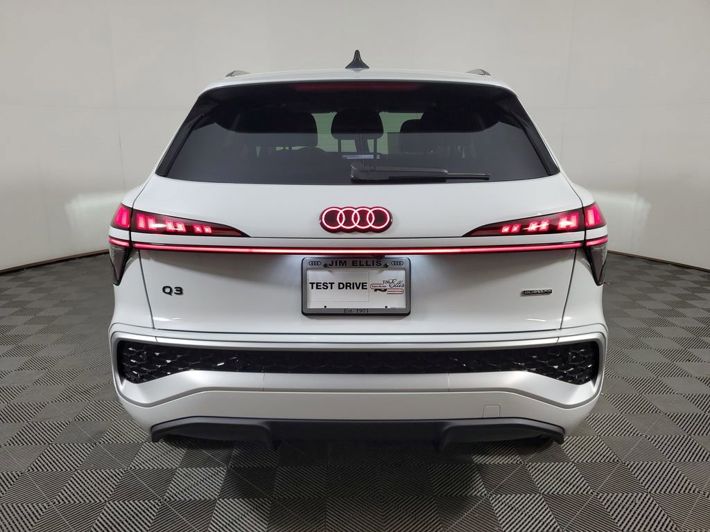 New 2026 Audi Q3 quattro 2.0T image 5