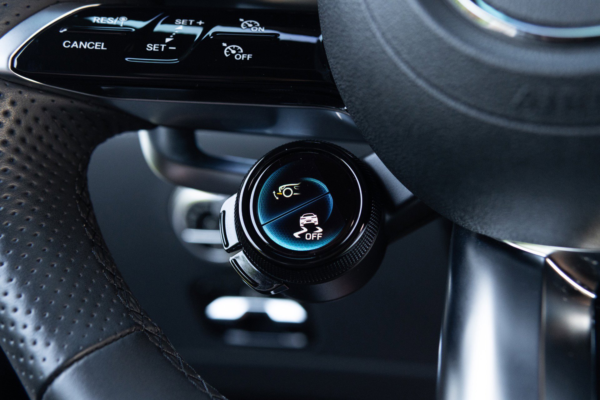 Used 2024 Mercedes-Benz AMG GT 63 image 38