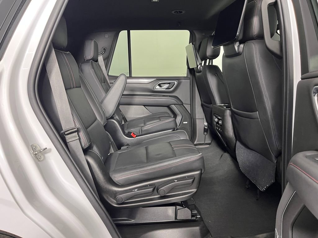 Used 2021 Chevrolet Tahoe RST w/ Luxury Package image 16